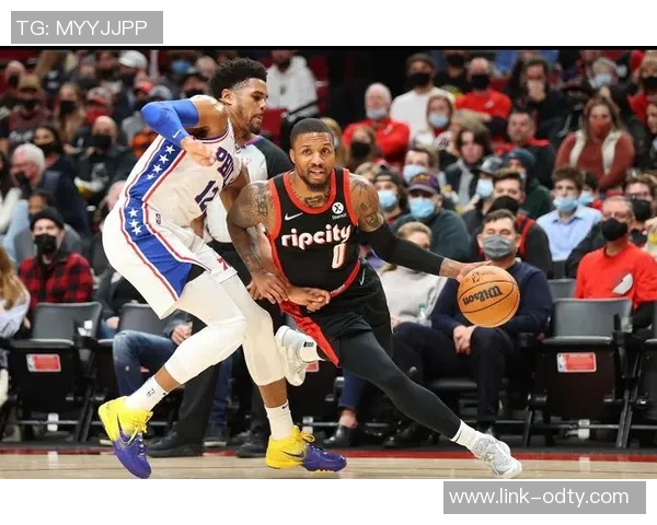 瑞幸咖啡携手开拓者G联盟混音队共创球衣广告合作新篇章